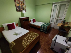 Lisbon twin Room in Penha de Franca Lisbon